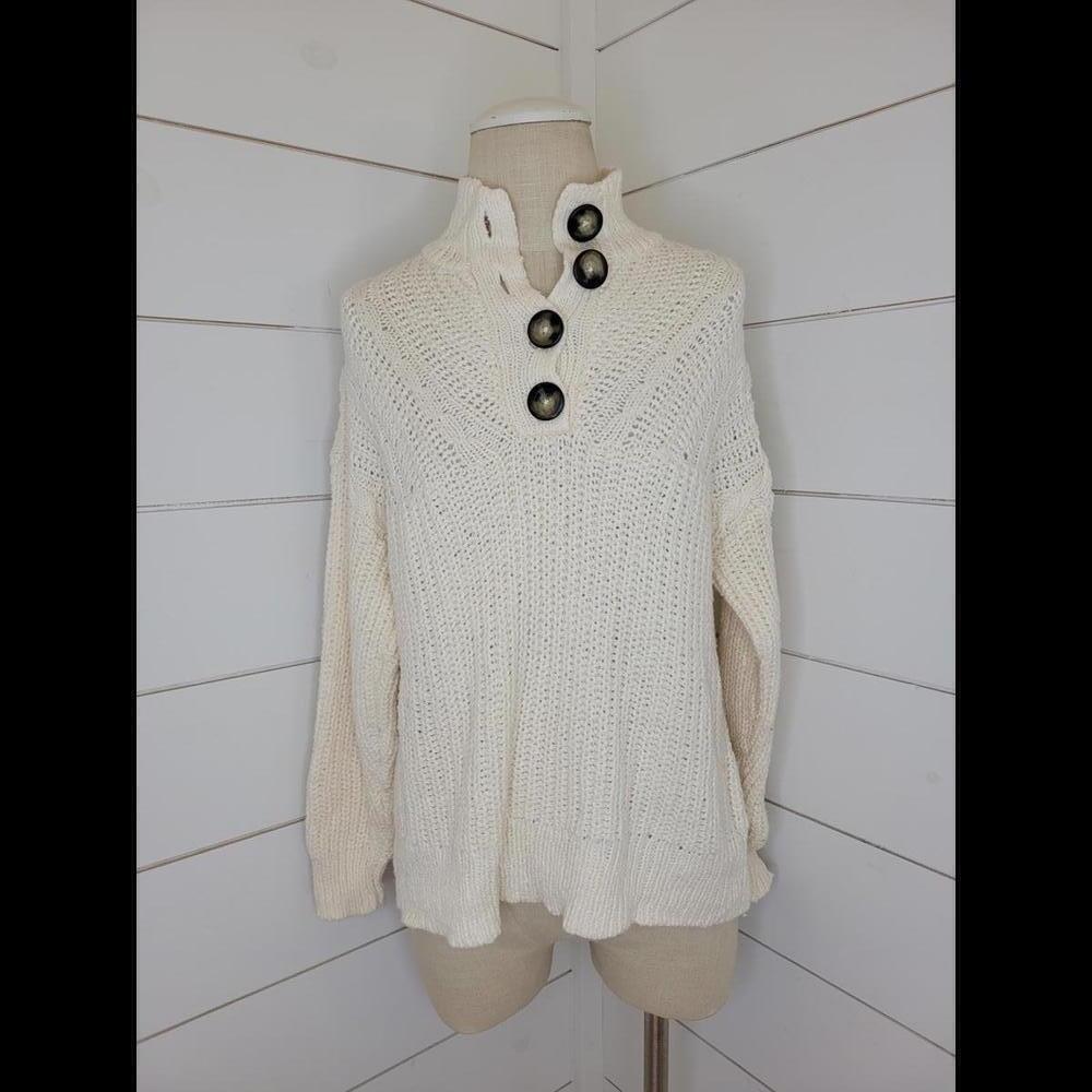 Aerie xs cream loose knit sweater with button up collar
